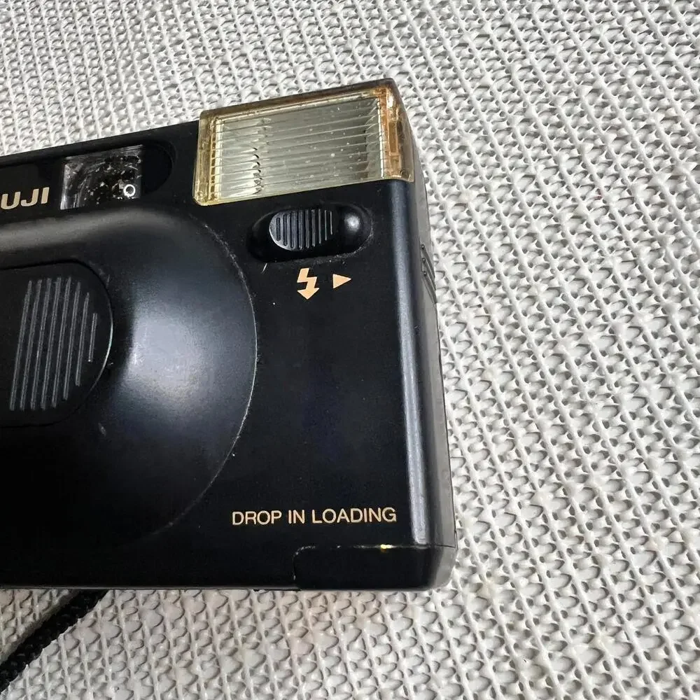 Fuji DL-7 35mm Point Shoot Film Camera Fujinon Lens Made in Japan w/‎ Case AS-IS